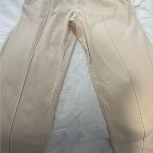 Women’s Cropped Center-Seam Ankle Pants in Light Beige